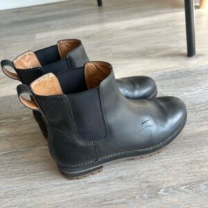 Madewell Chelsea Boots